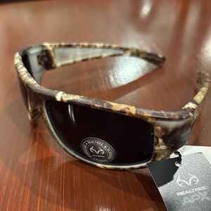 Realtree APX UVA 400 Protection Camo Sunglasses